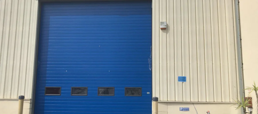 Réparation porte industrielle Chauconin-Neufmontiers (77124)