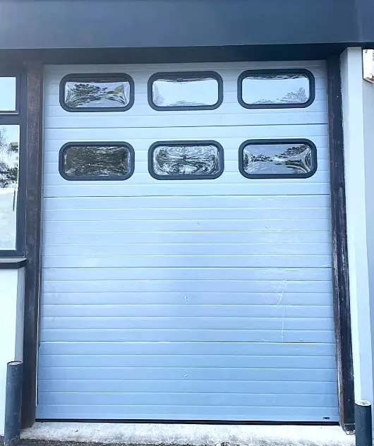 Réparation porte industrielle La Ville-du-Bois (91620), déblocage rapide 247