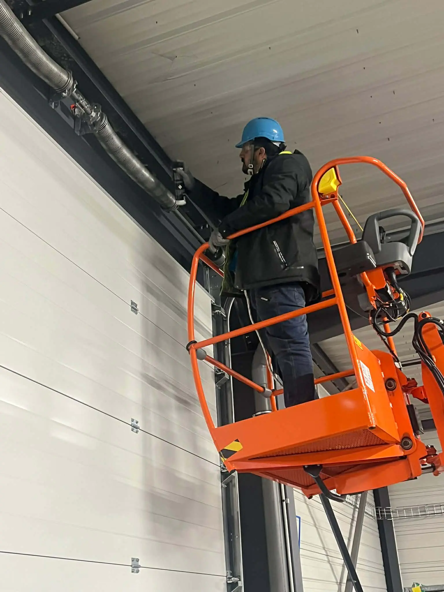 dépannage fermeture sectionnelle industrielle Vernouillet