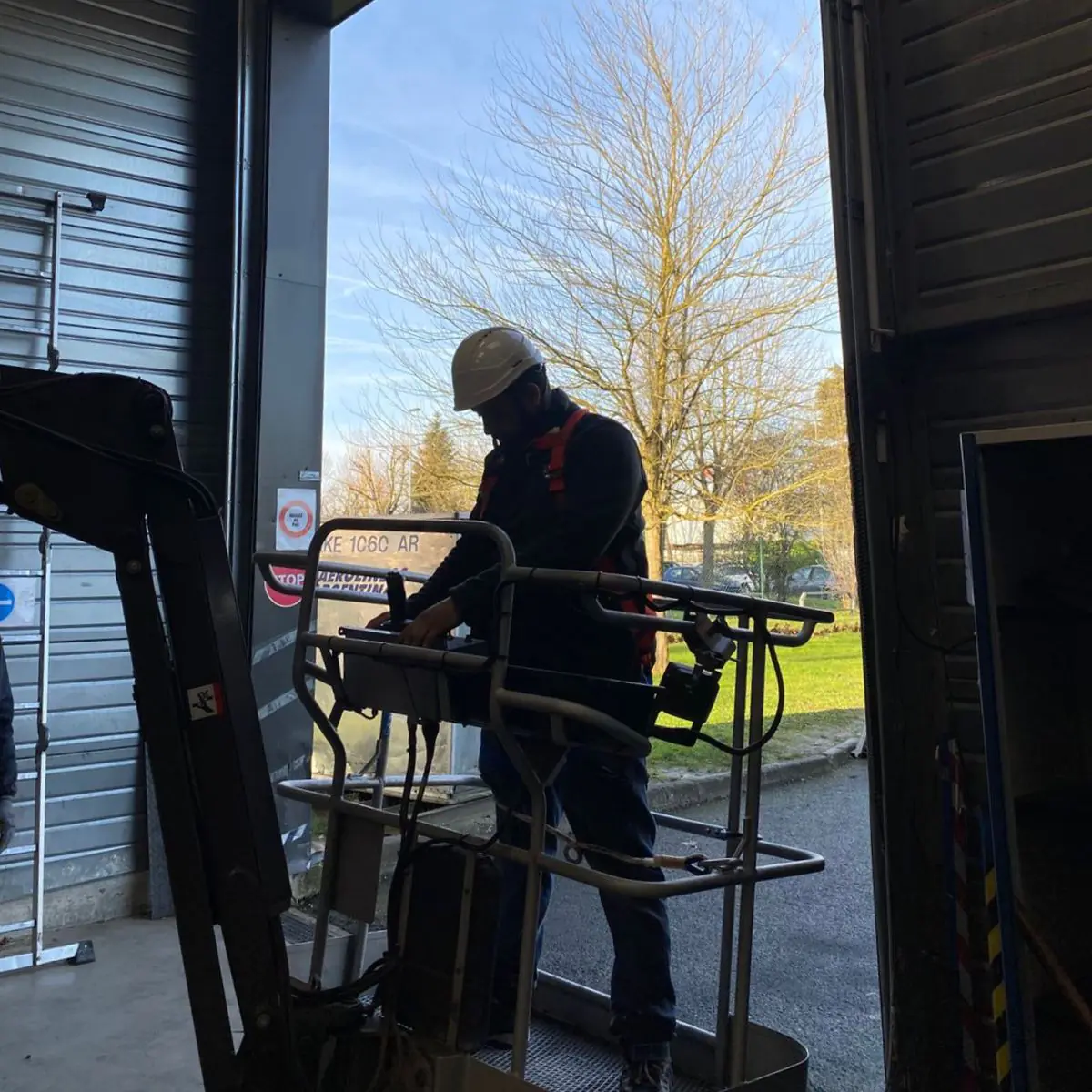 réparation rideau métallique industriel Thomery