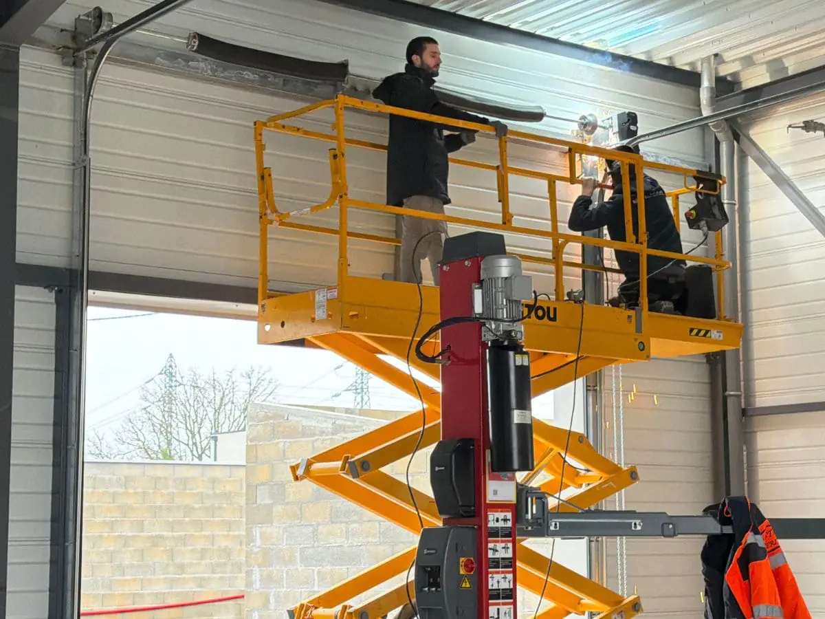 Entreprise de réparation porte industrielle Le Bourget 93350