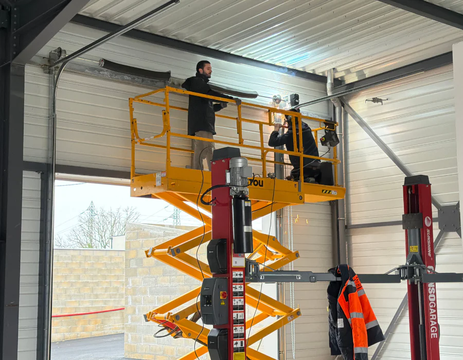 Remplacement pièces porte industrielle Mouroux
