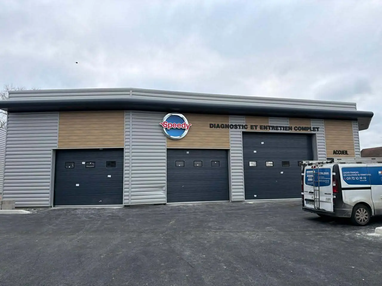 Réparation porte industrielle Saint-Arnoult-en-Yvelines (78730)