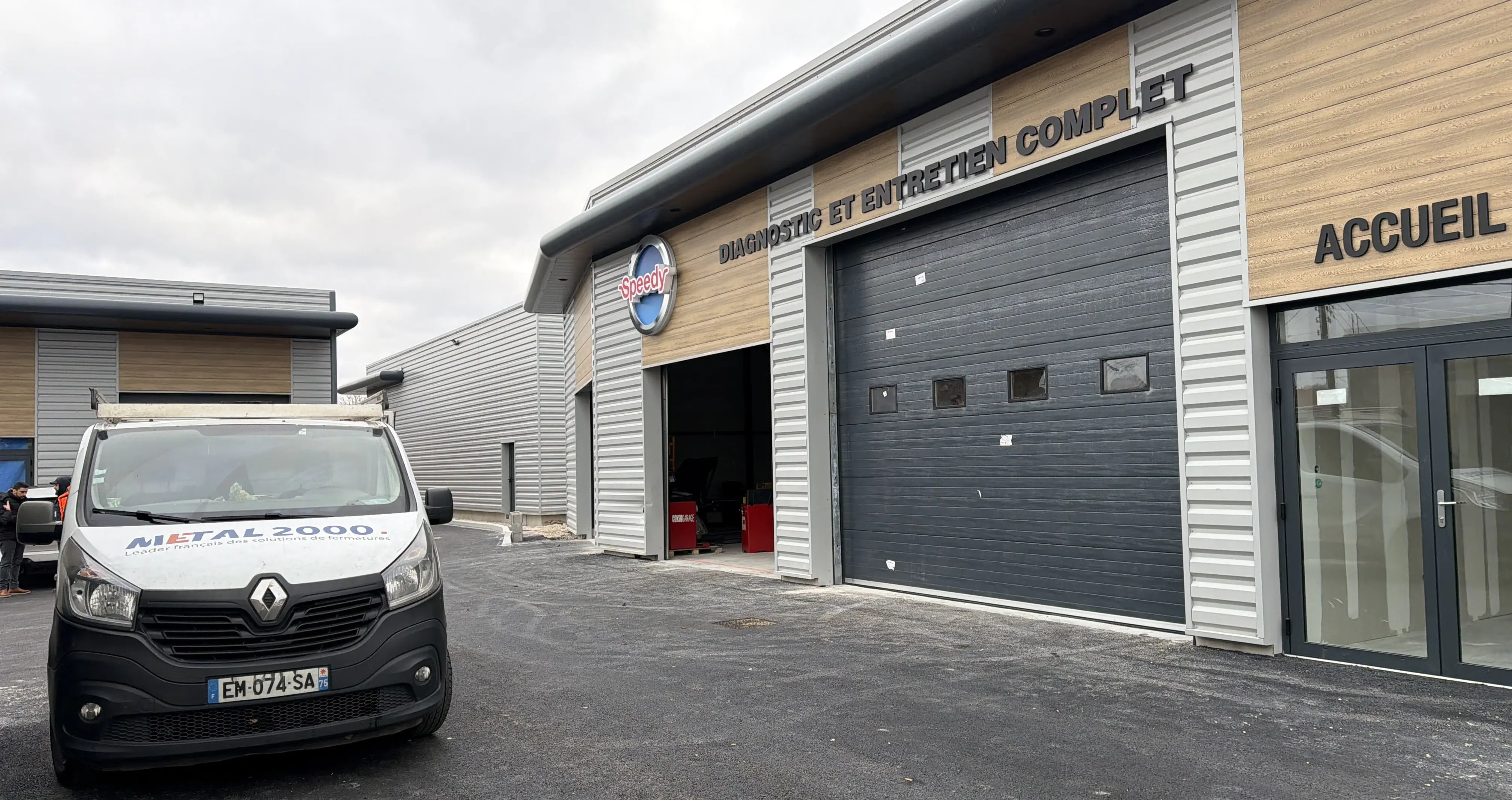 Réparation porte industrielle Saint-Mandé (94160)