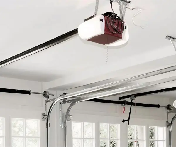 Installation moteur porte de garage résidentielle toutes marques