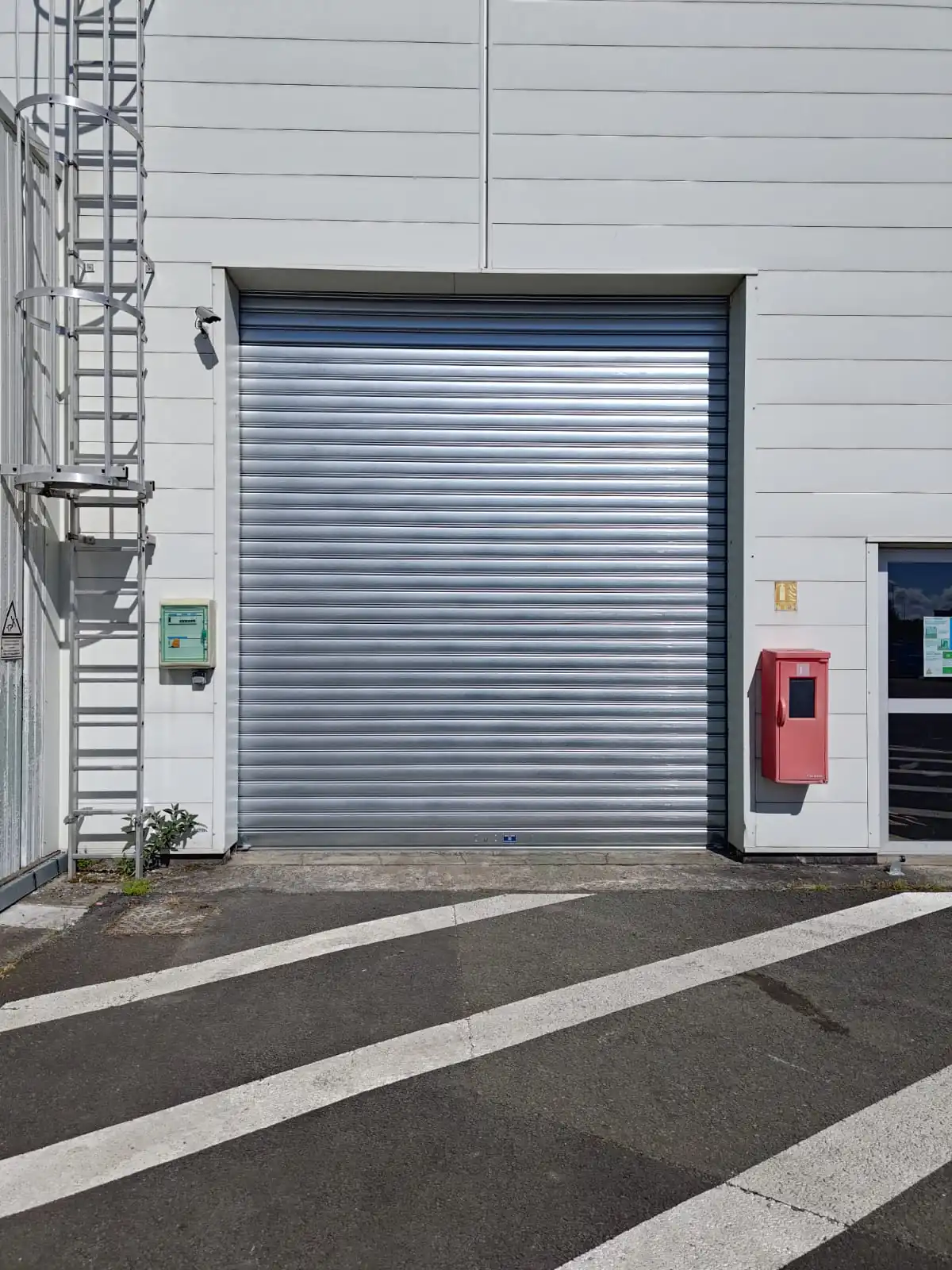 Dépannage rideau métallique industriel Tigery 91250