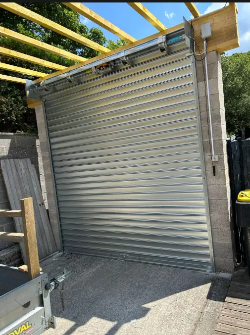 SOS déblcoage rideau métallique Toulouse 31000