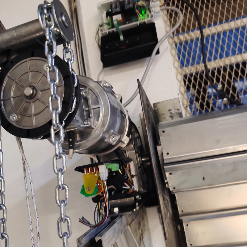 remplacement moteur latéral rideau métallique SSP 75