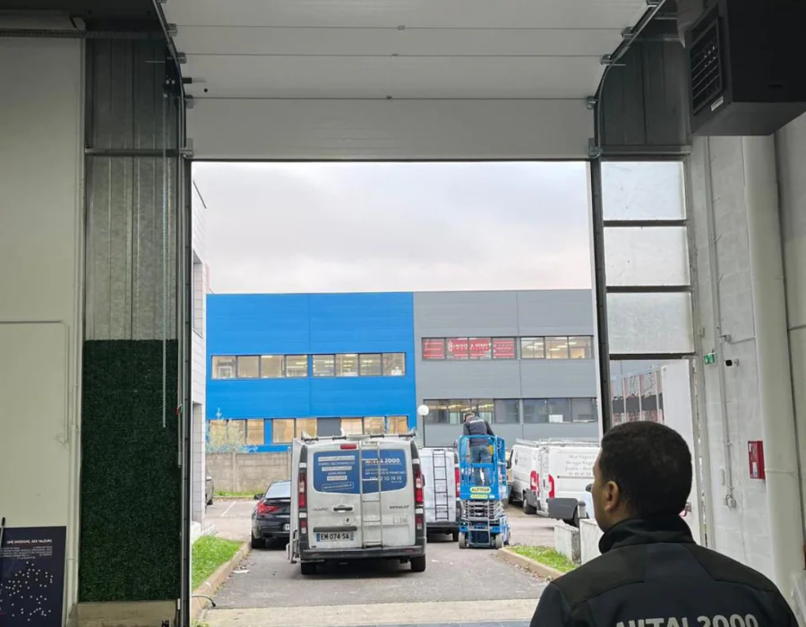 remplacement moteur porte industrielle à Dormans