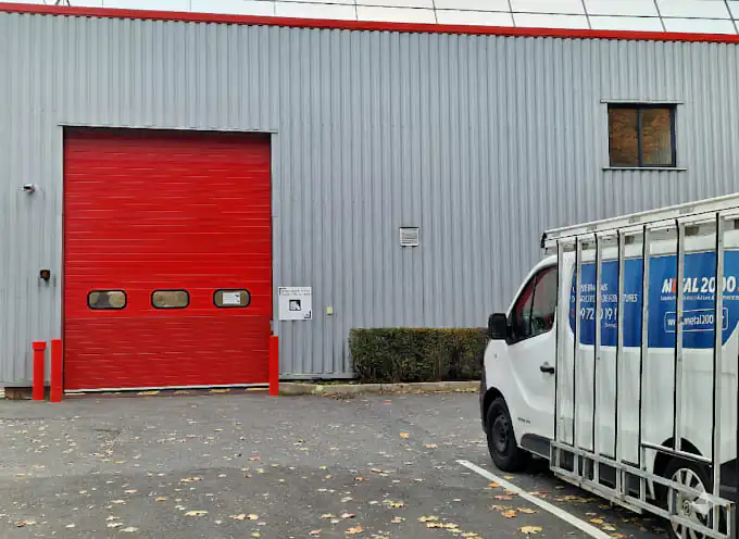 Réparation porte sectionnelle industrielle Buchelay (78200)
