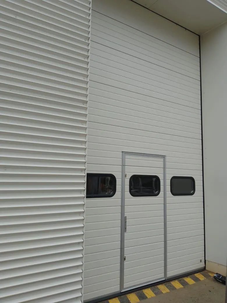 Changement moteur porte industrielle Connantre (51230)