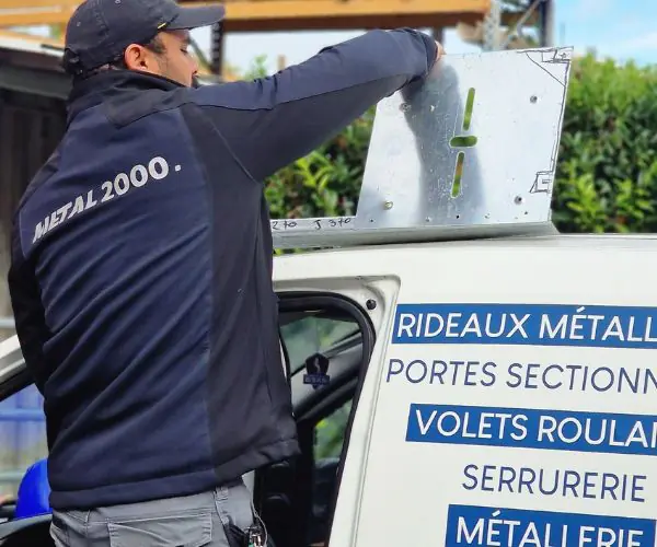 Dépannage rideau métallique à Paris 19
