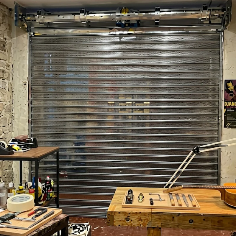 rideau métallique lames micro perforées metal 2000