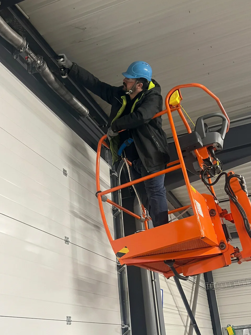 Contrat de maintenance porte industrielle de METAL 2000