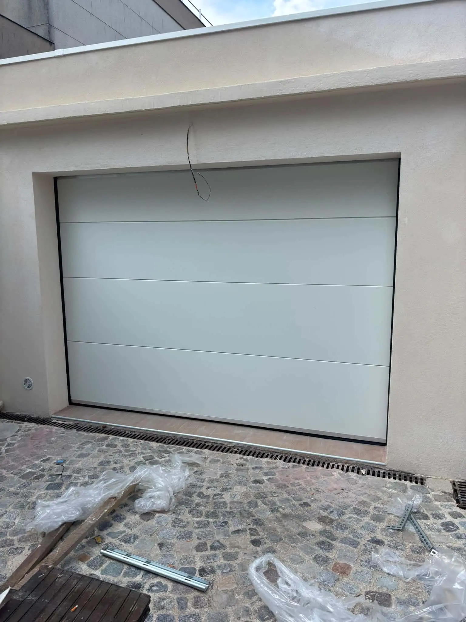dépannage porte de garage Saint-Léonard
