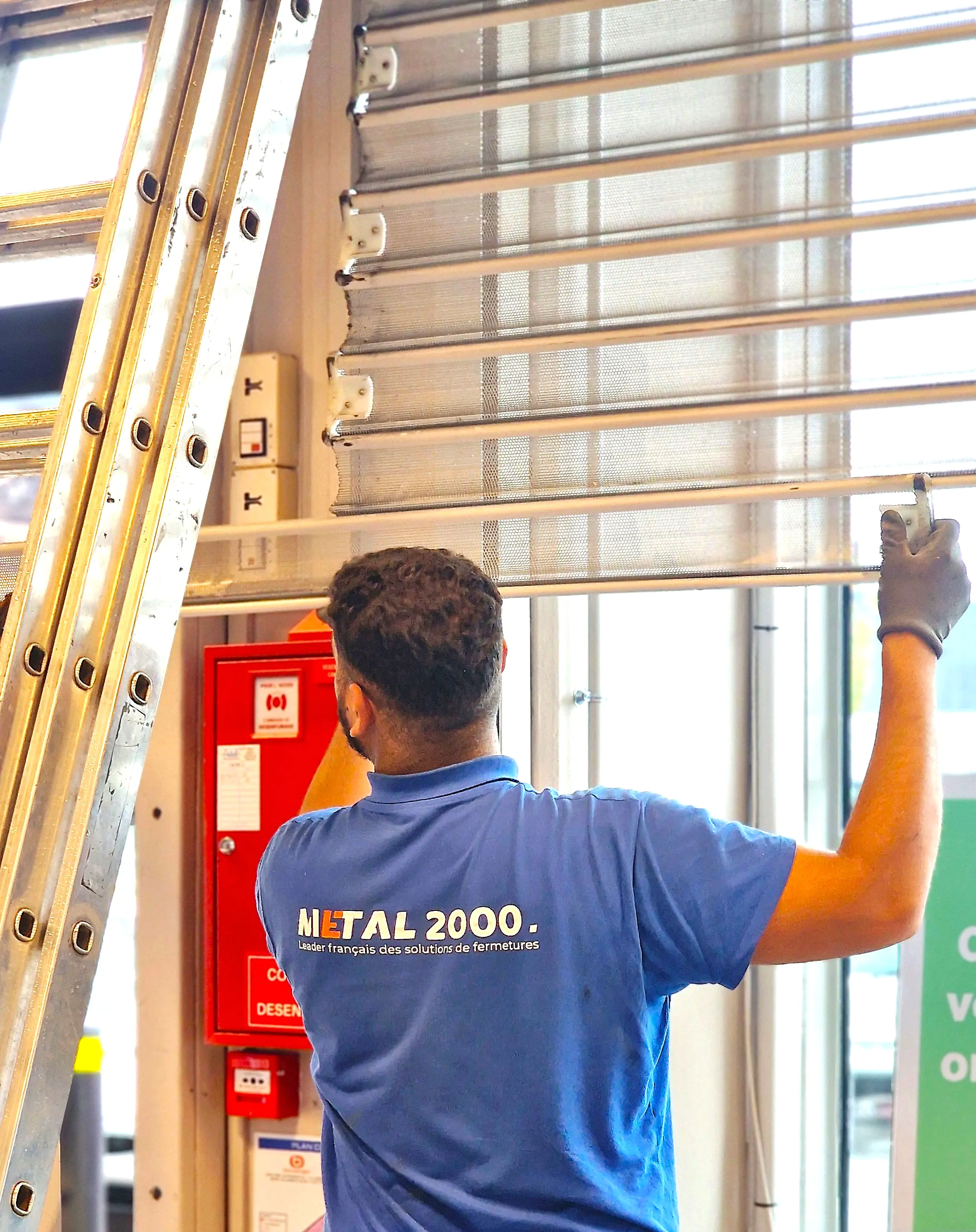 Pourquoi choisir METAL 2000 pour vos rideaux métalliques à Taissy