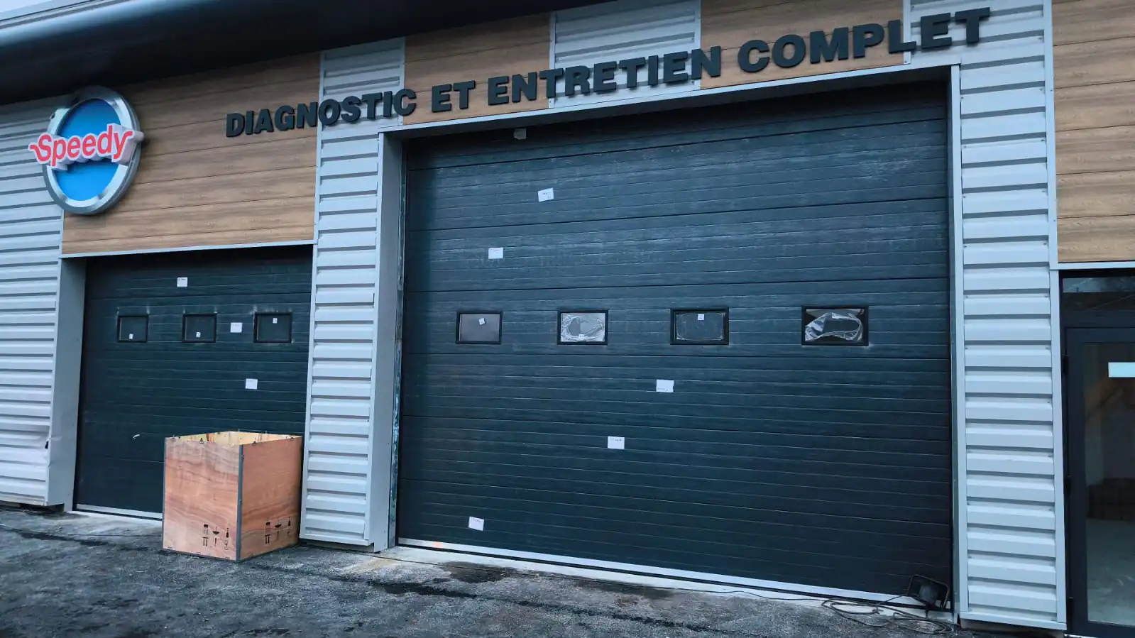 Réparation porte industrielle Izernore