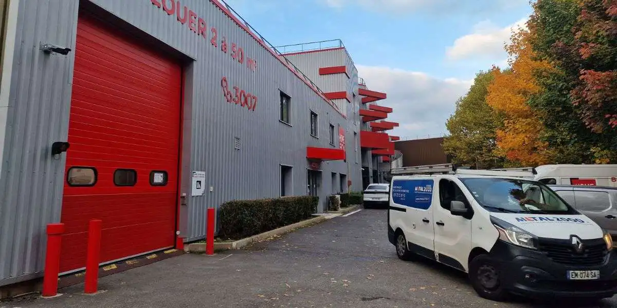 Réparation porte industrielle Omey