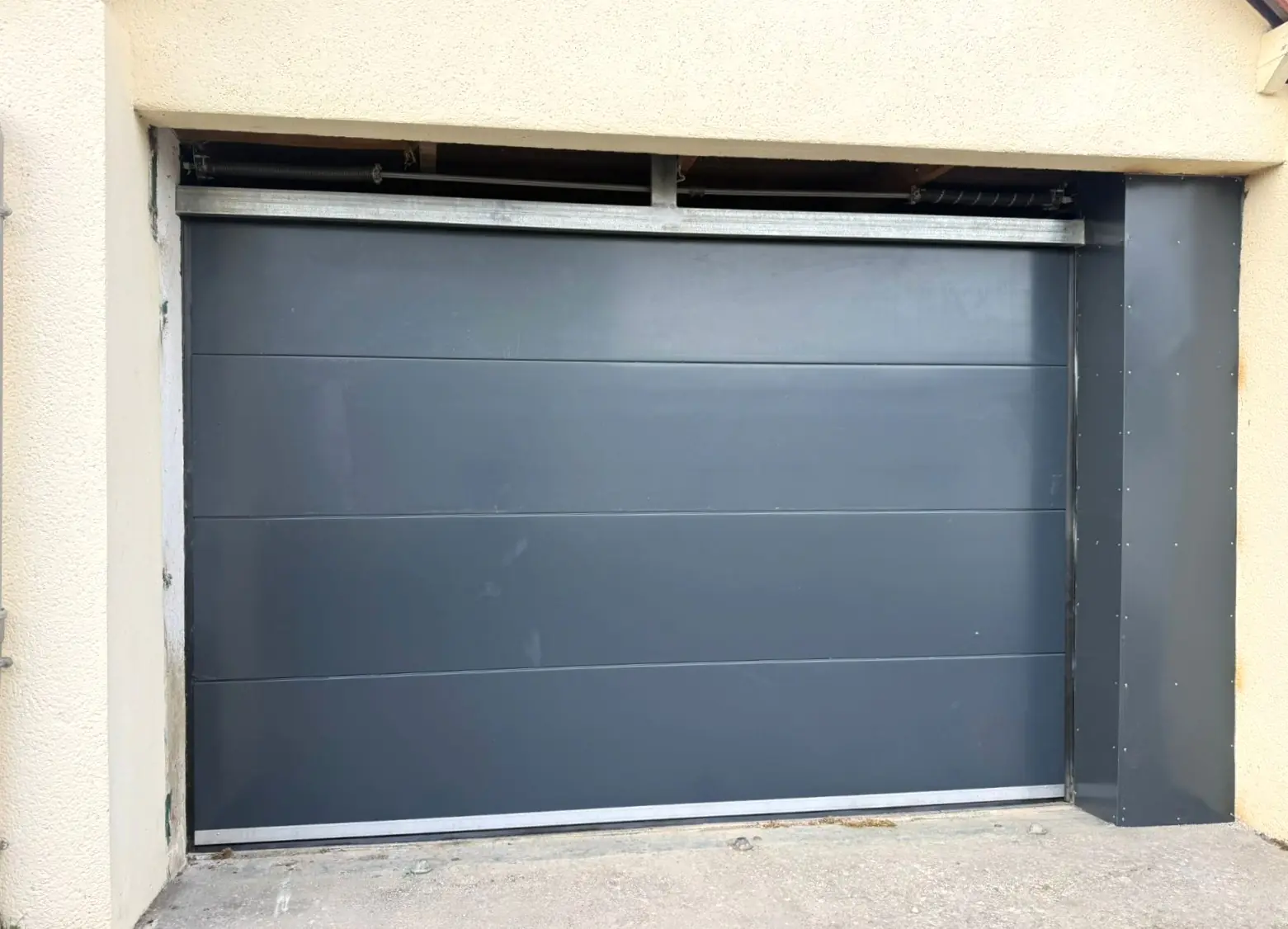 Porte de garage, METAL 2000 en Rhône