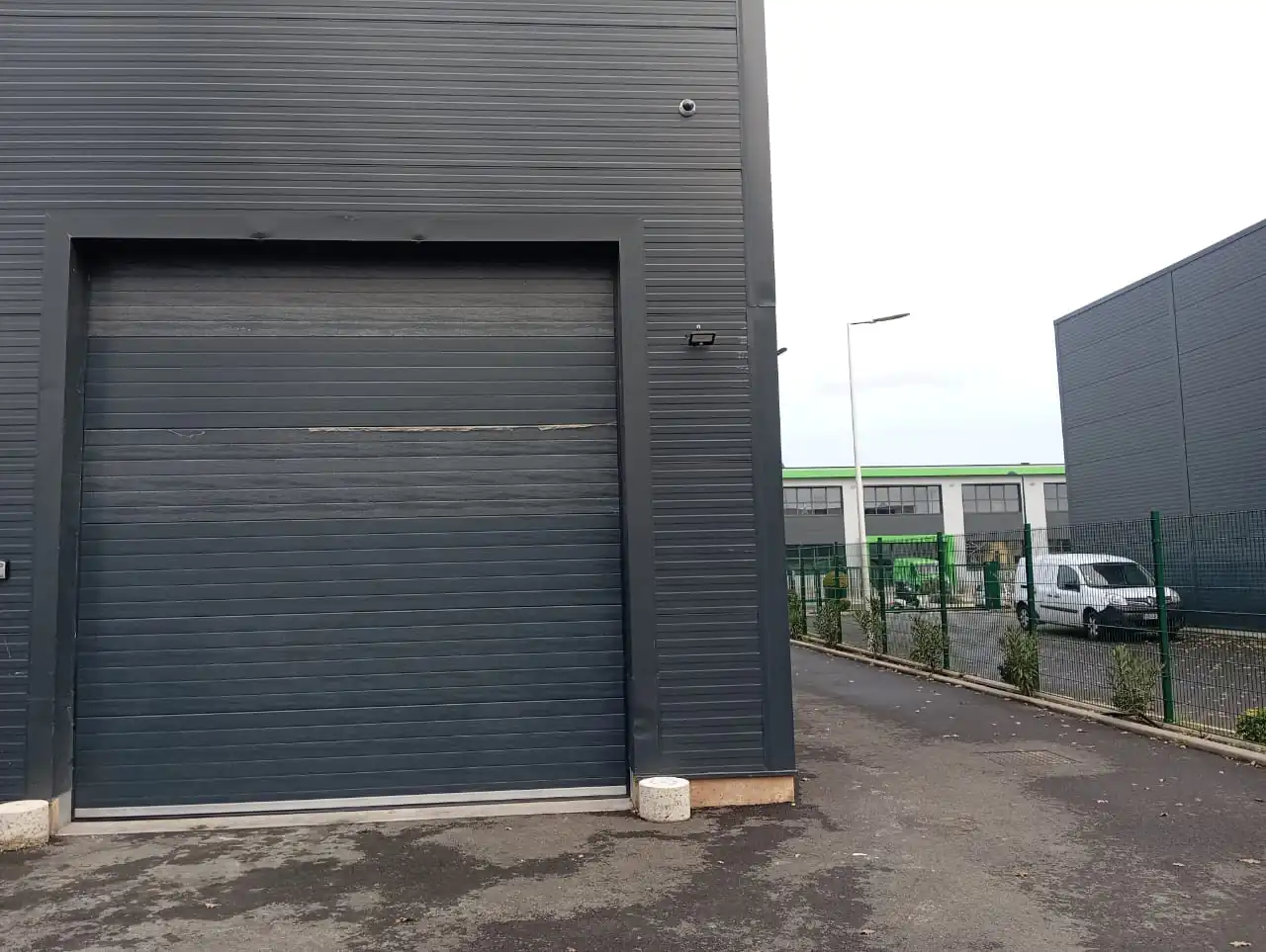 Déblocage porte industrielle Reyrieux