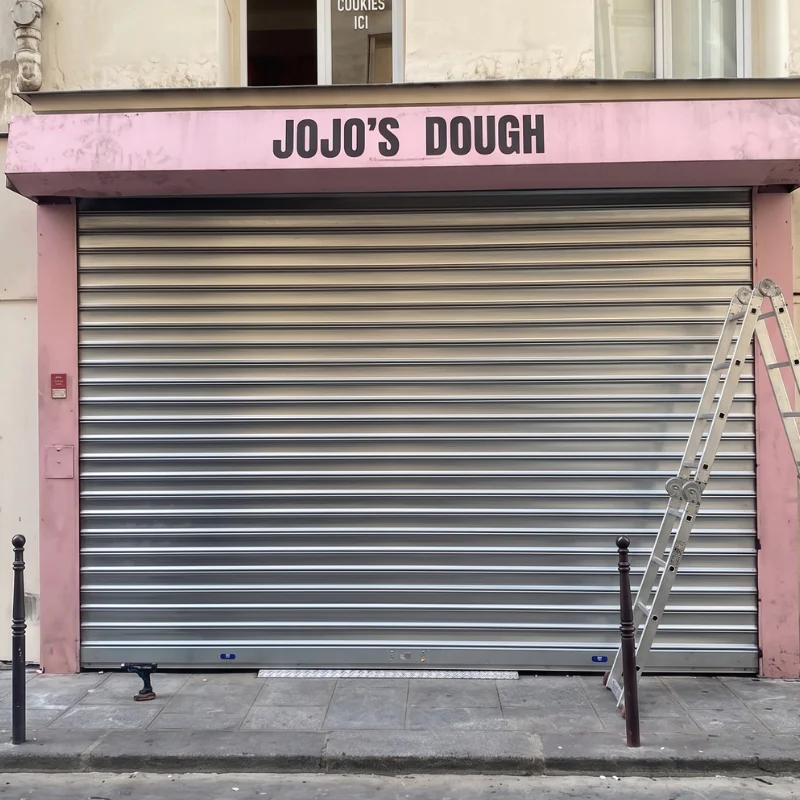 Remplacement d'un tablier à lames pleines pour Jojo's Dough à Paris 3