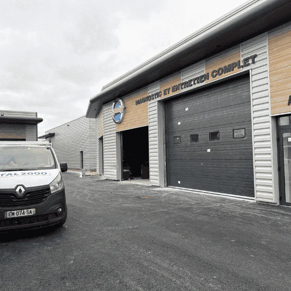 Réparation porte industrielle Macey par METAL 2000