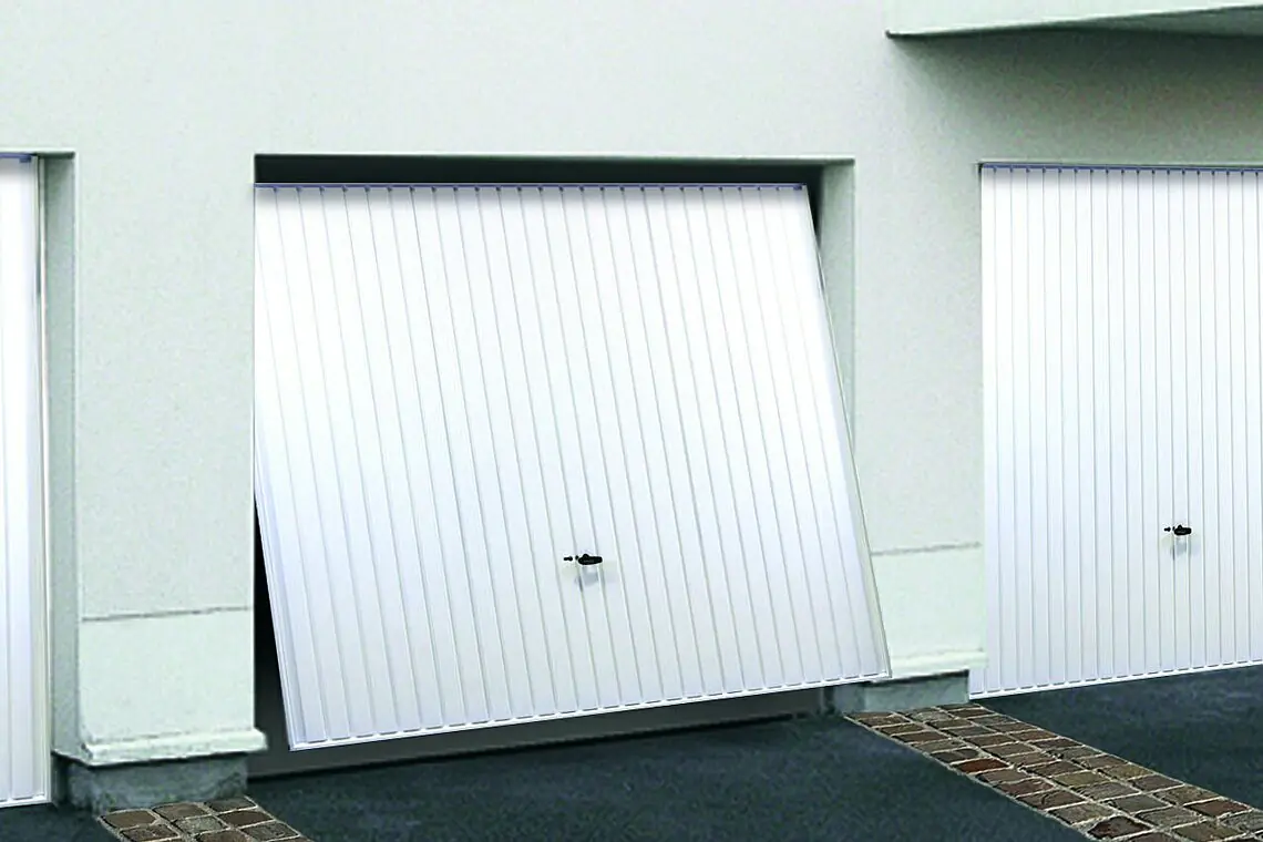 isolation phonique et thermique d'une porte basculante