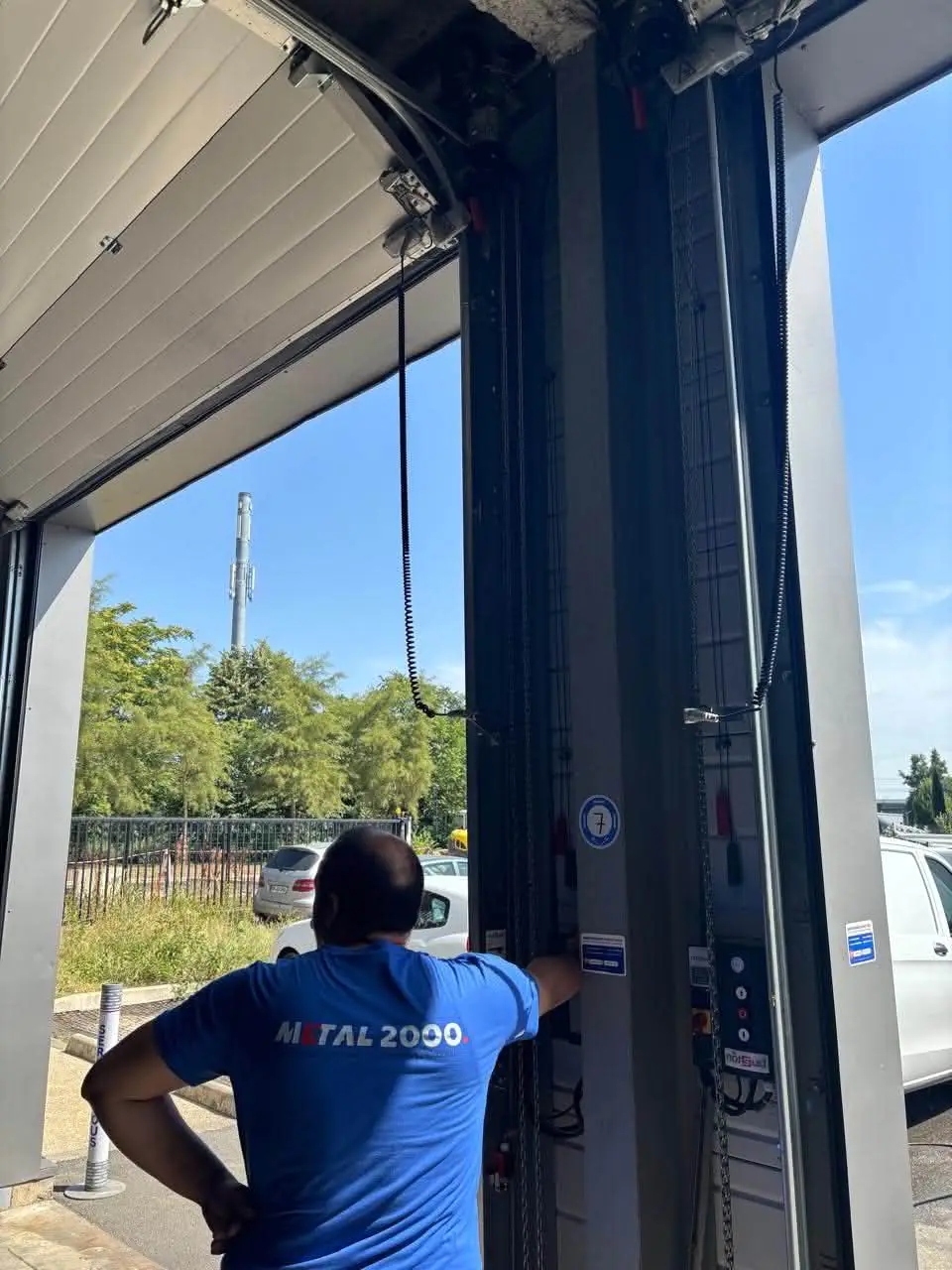 Motorisation porte de garage Verrières
