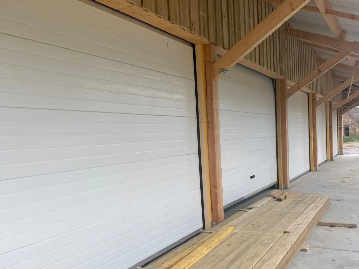 Réparation de porte de box garage à Marigny-le-Châtel